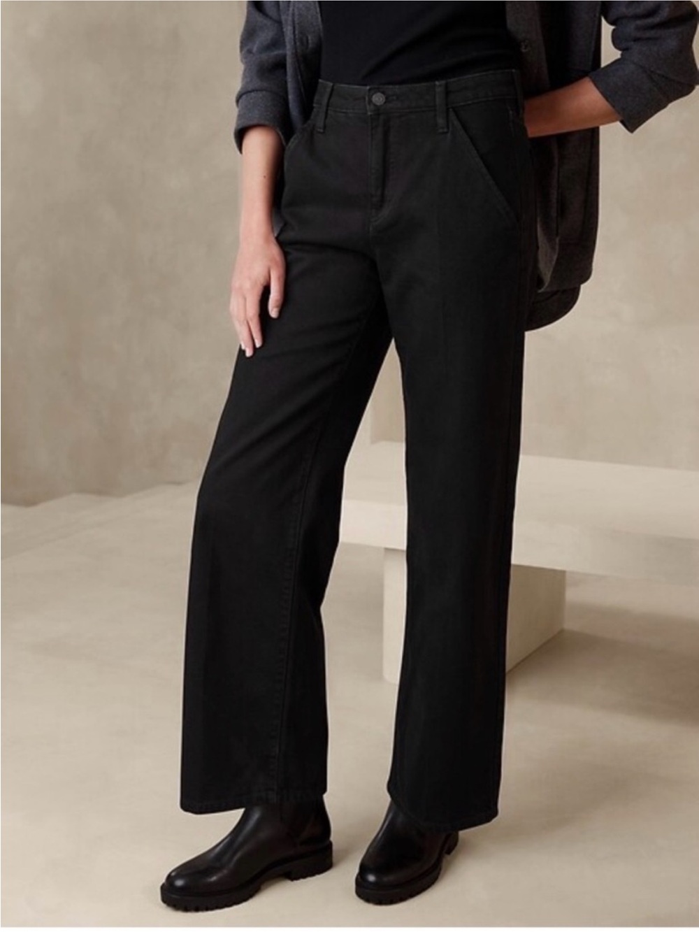 Banana Republic Luxe Jean High-Rise Trouser Size 25/0